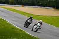 brands-hatch-photographs;brands-no-limits-trackday;cadwell-trackday-photographs;enduro-digital-images;event-digital-images;eventdigitalimages;no-limits-trackdays;peter-wileman-photography;racing-digital-images;trackday-digital-images;trackday-photos